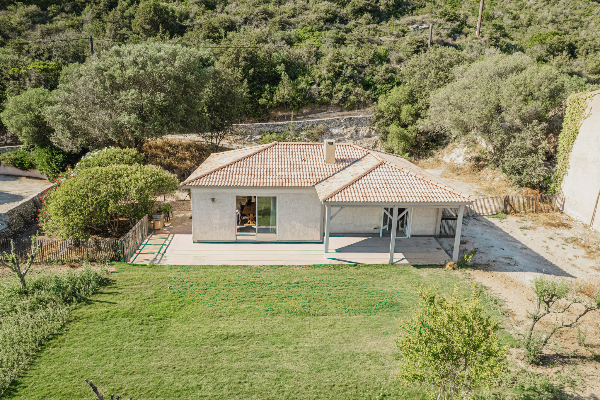 Maison avec terrain constructible de 4 260 m2 et un permis purgé de tous recours   Bonifacio, Vallée Saint-Jul